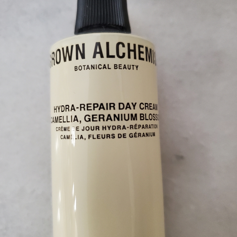 NEW Grown Alchemist Hydra-Repair Day Cream Camellia, Geranium, Blossom Organic - Picture 3 of 7